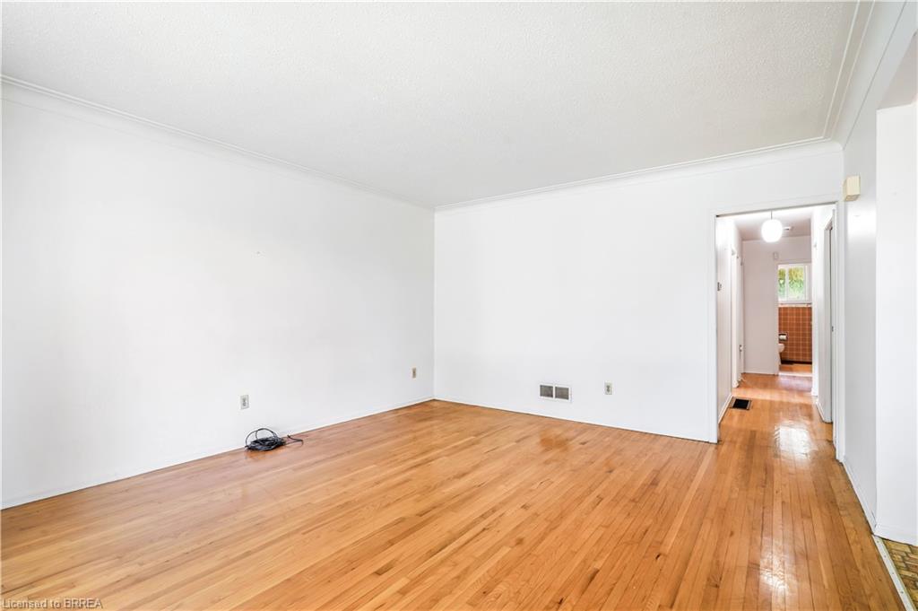 4 Waddington Street Property Photo 9
