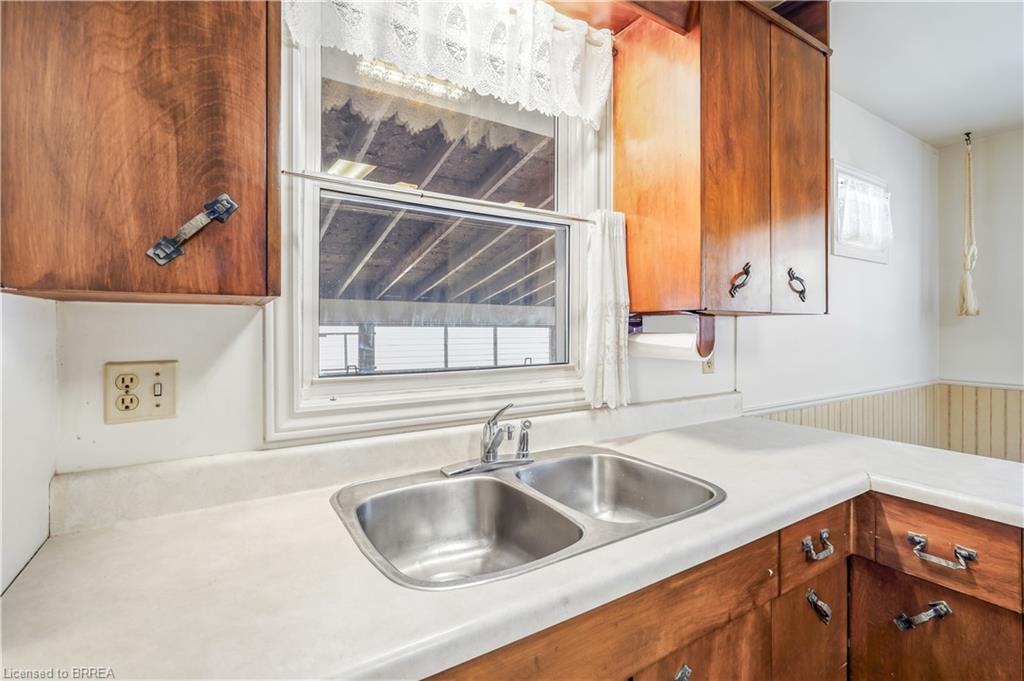 4 Waddington Street Property Photo 17