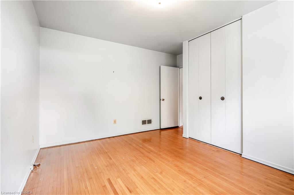 4 Waddington Street Property Photo 26