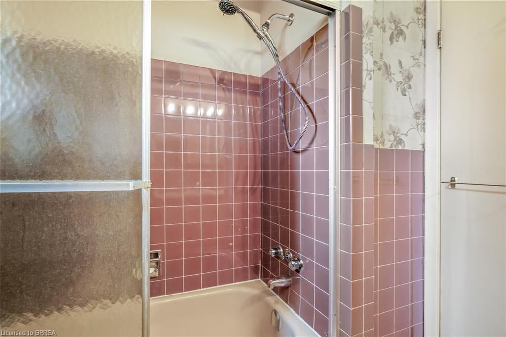4 Waddington Street Property Photo 29