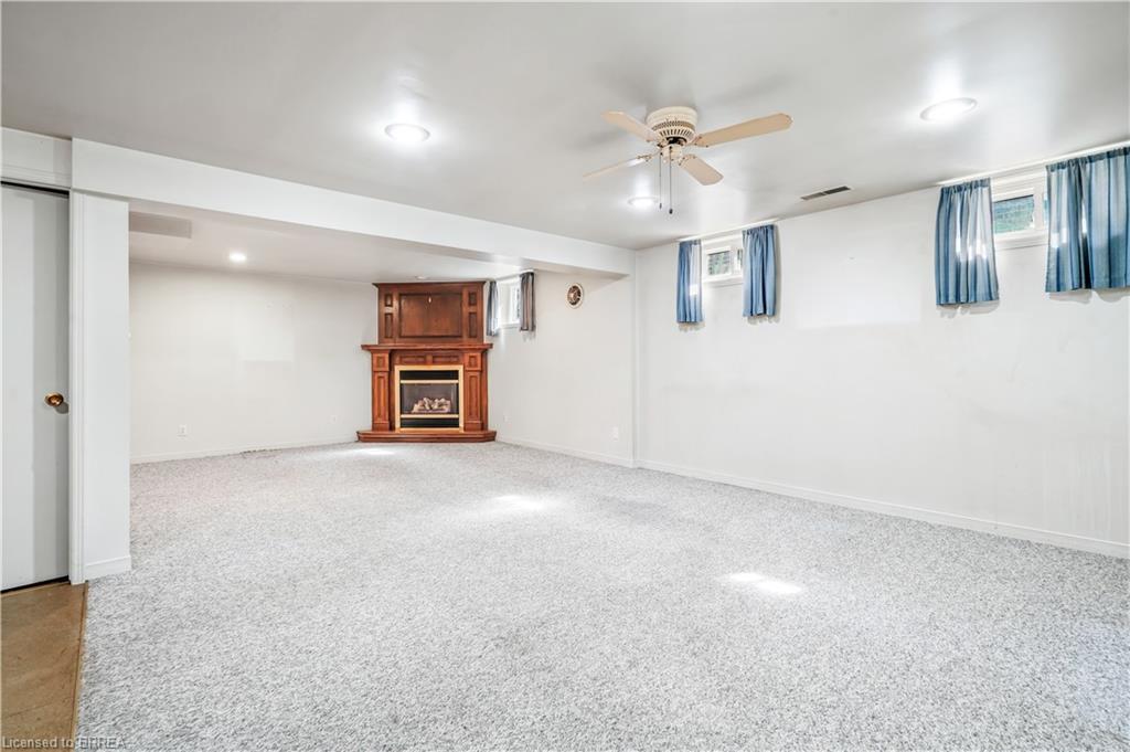 4 Waddington Street Property Photo 31