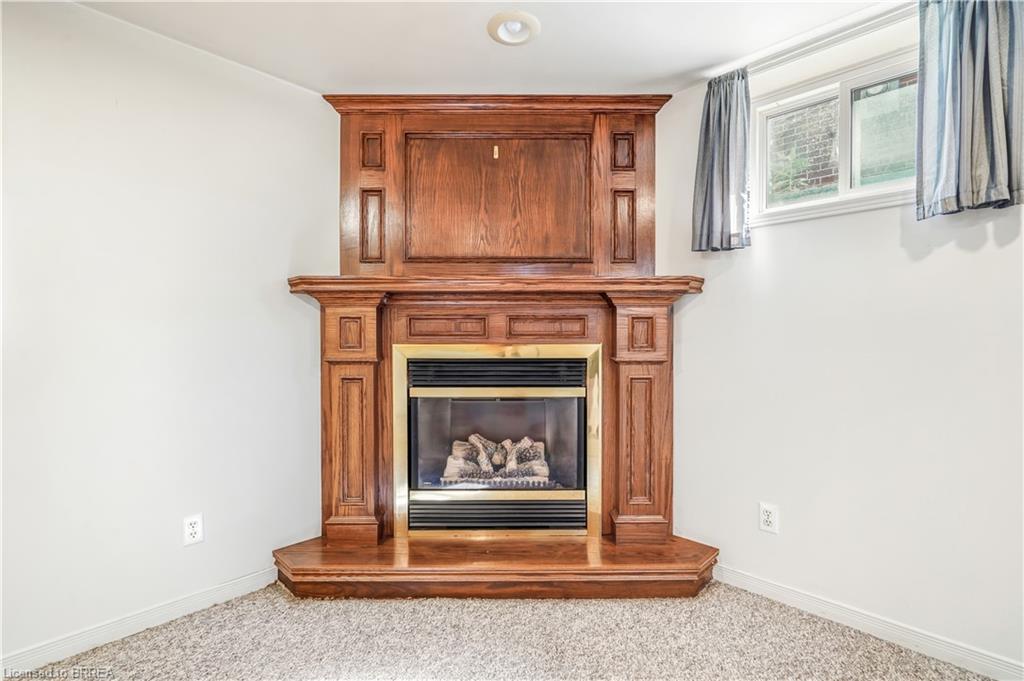 4 Waddington Street Property Photo 35
