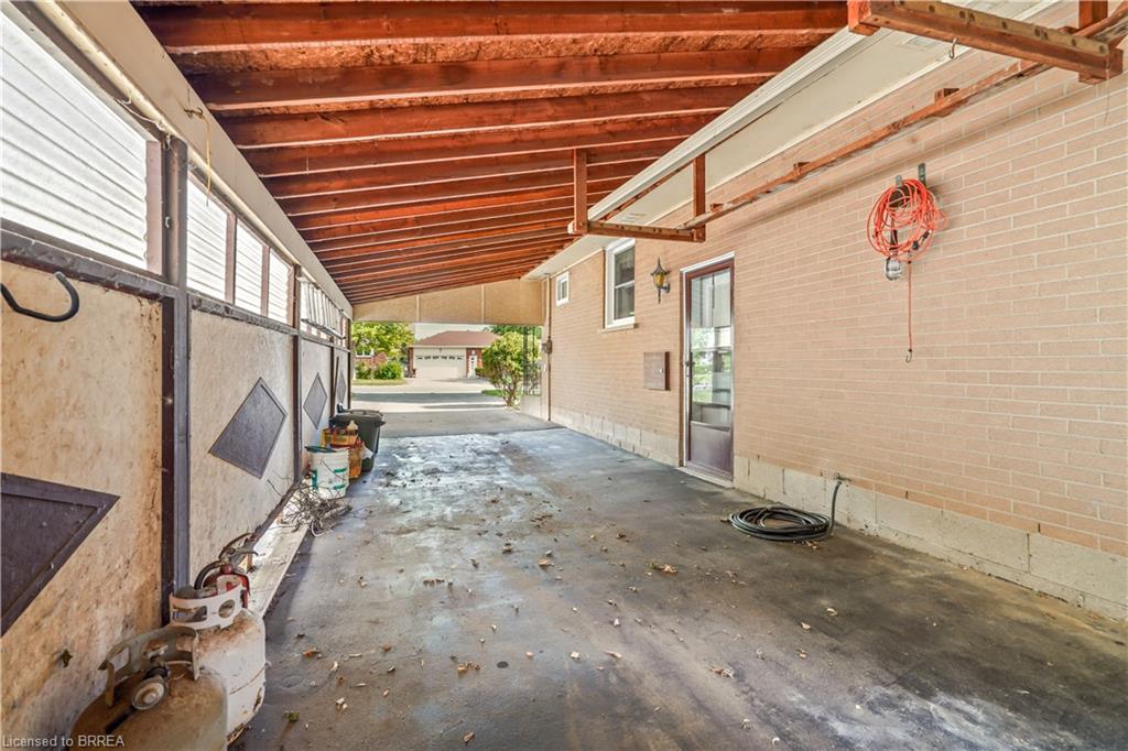 4 Waddington Street Property Photo 49