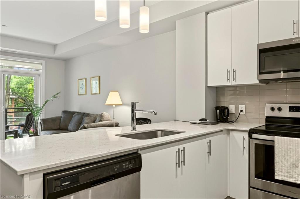 208-320 Plains Road E Property Photo 12