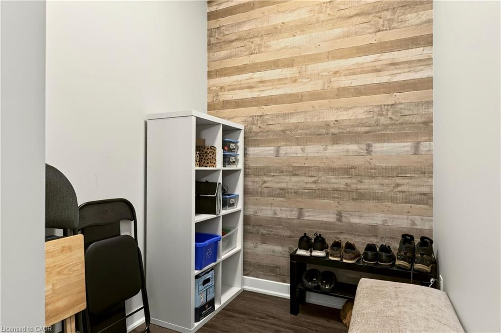 208-320 Plains Road E Property Photo 22