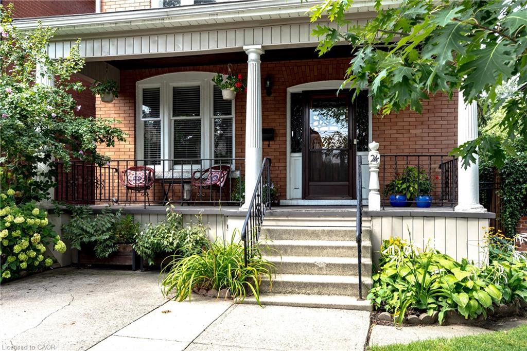 24 Fairleigh Crescent Property Photo 3