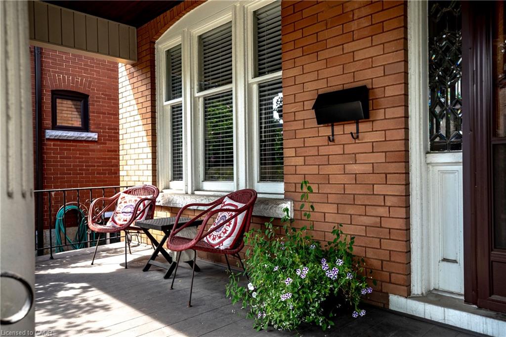 24 Fairleigh Crescent Property Photo 4
