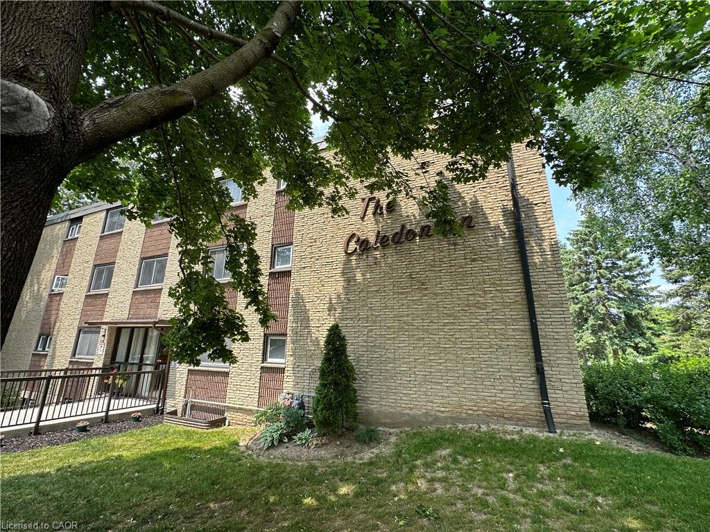 301-944 Caledonian View Property Photo 2