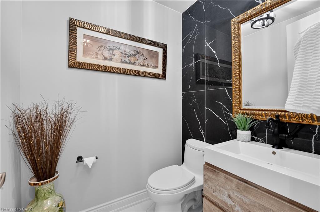 48 Harpin Way E Property Photo 24