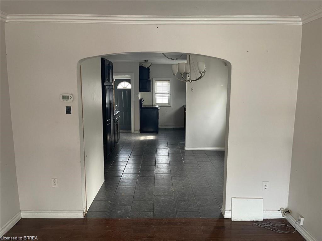 258 Wellington Road Property Photo 3