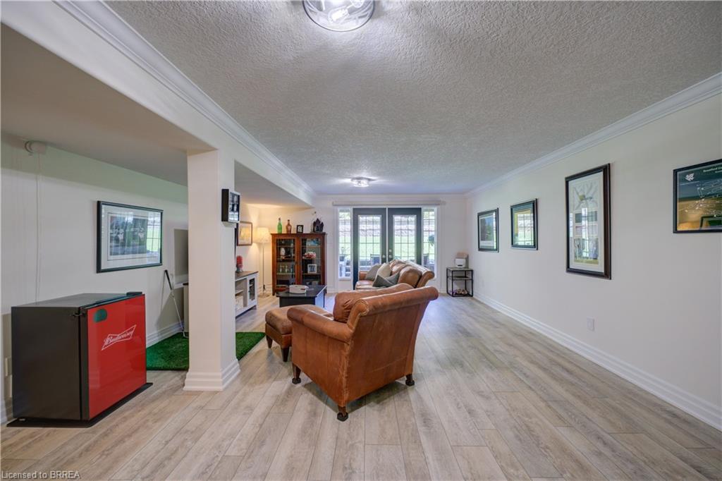 9-60 Dufferin Avenue Property Photo 32