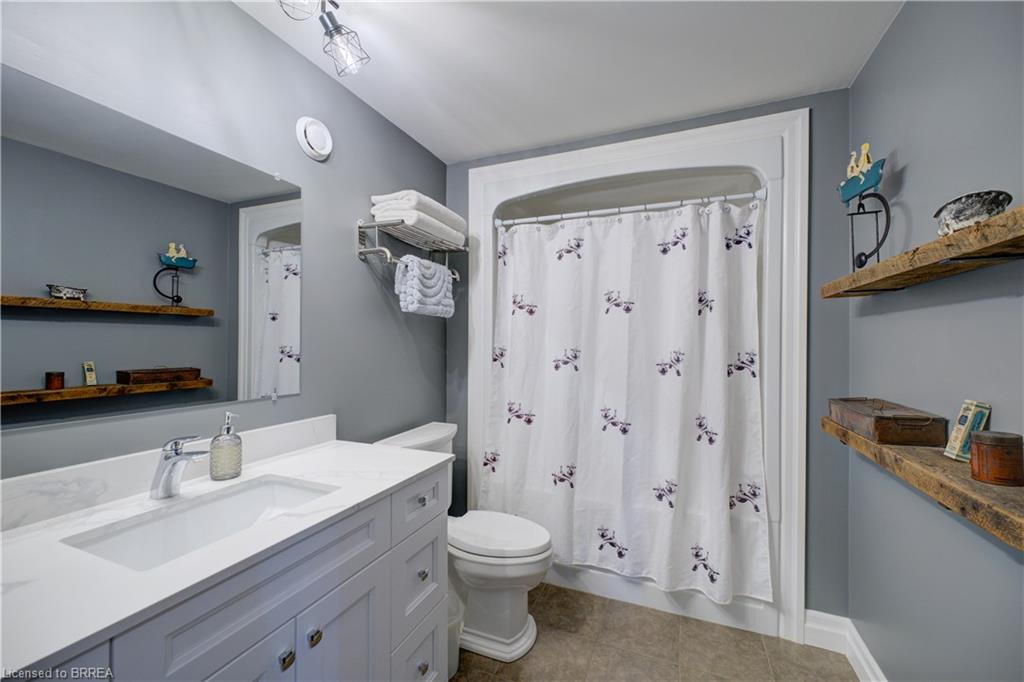 9-60 Dufferin Avenue Property Photo 37