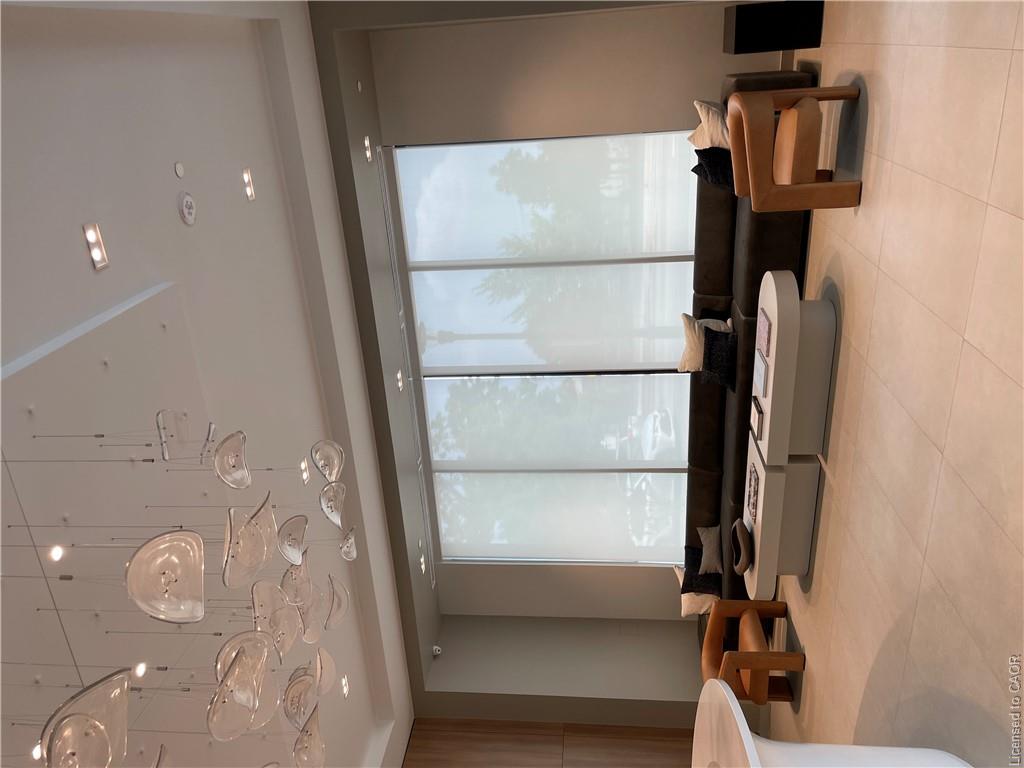 706-2069 Lakeshore Road Property Photo 2