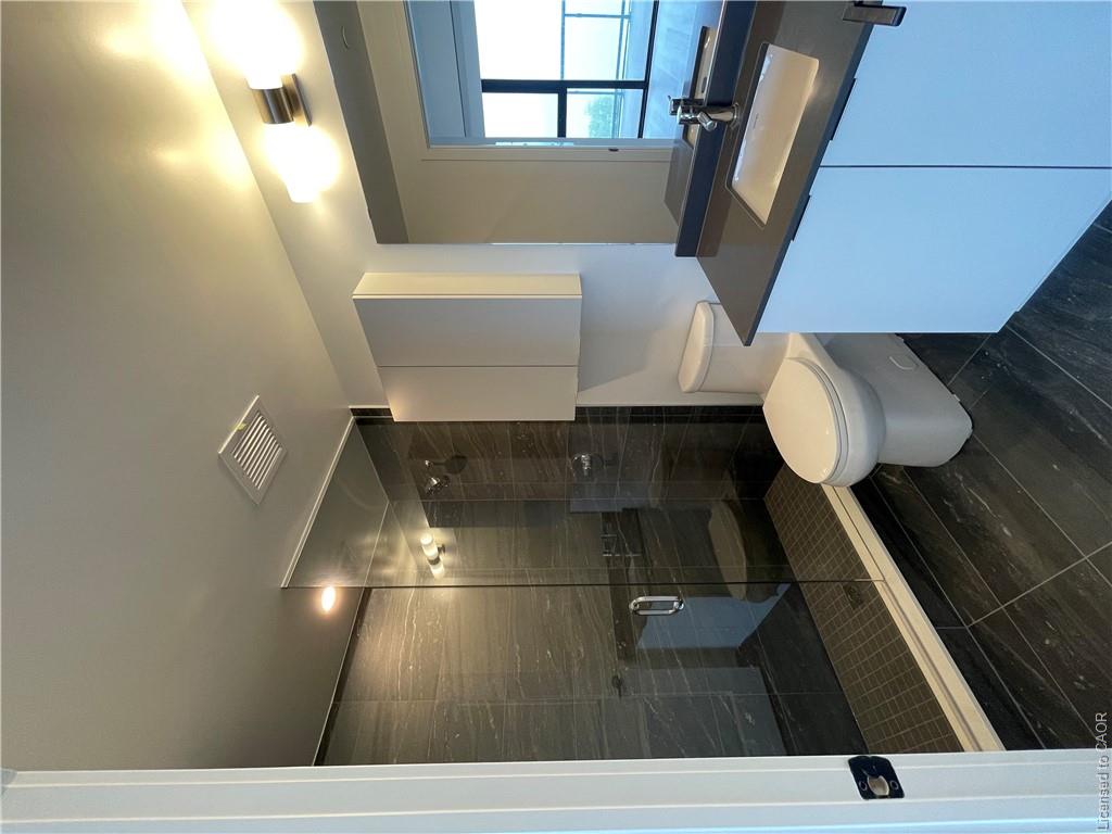 706-2069 Lakeshore Road Property Photo 22