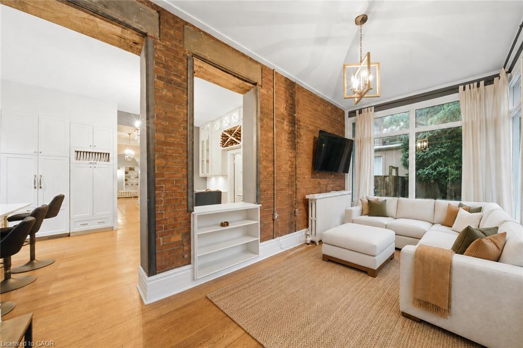 347 Queen Street S Property Photo 4