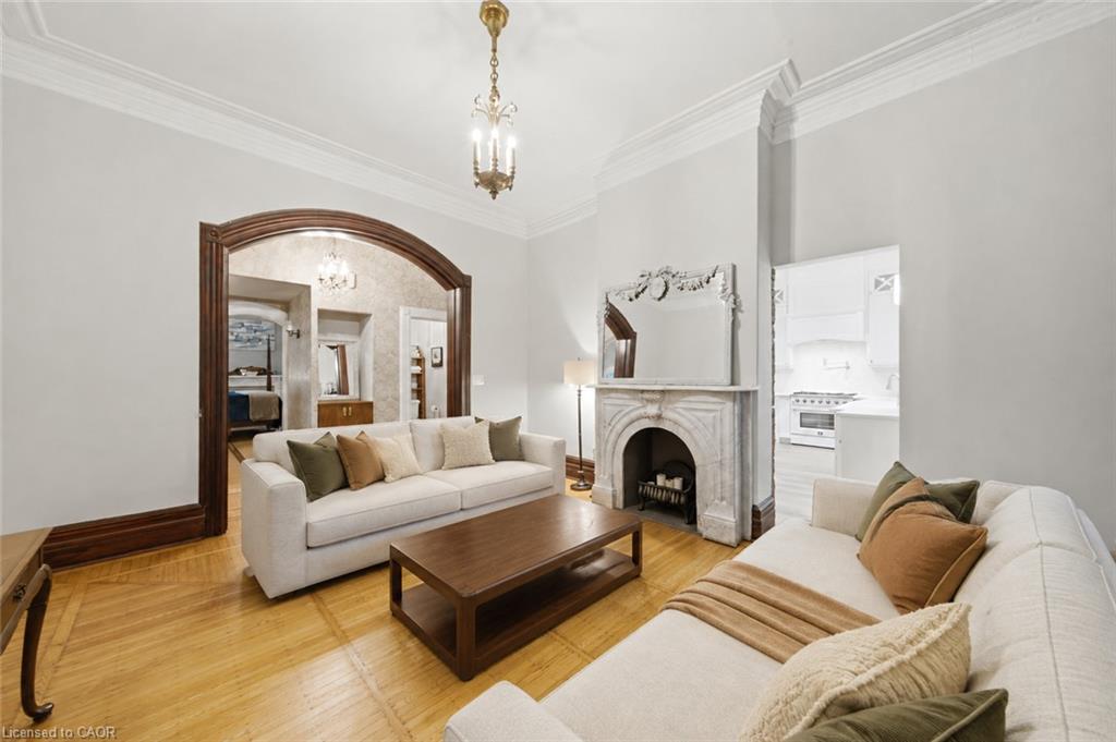 347 Queen Street S Property Photo 10