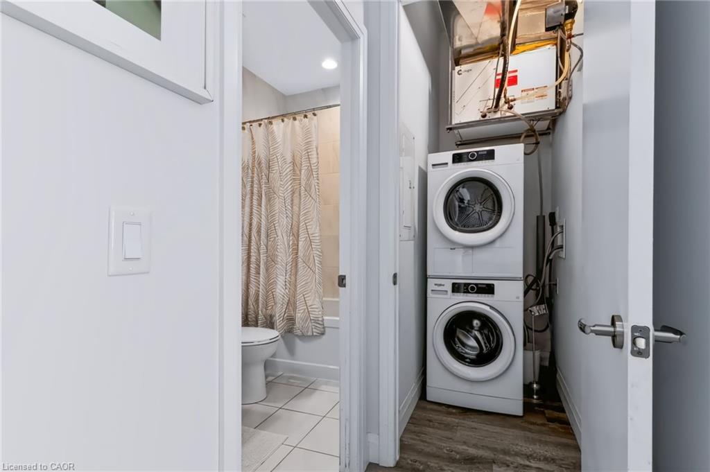 119-1 Redfern Avenue Property Photo 27