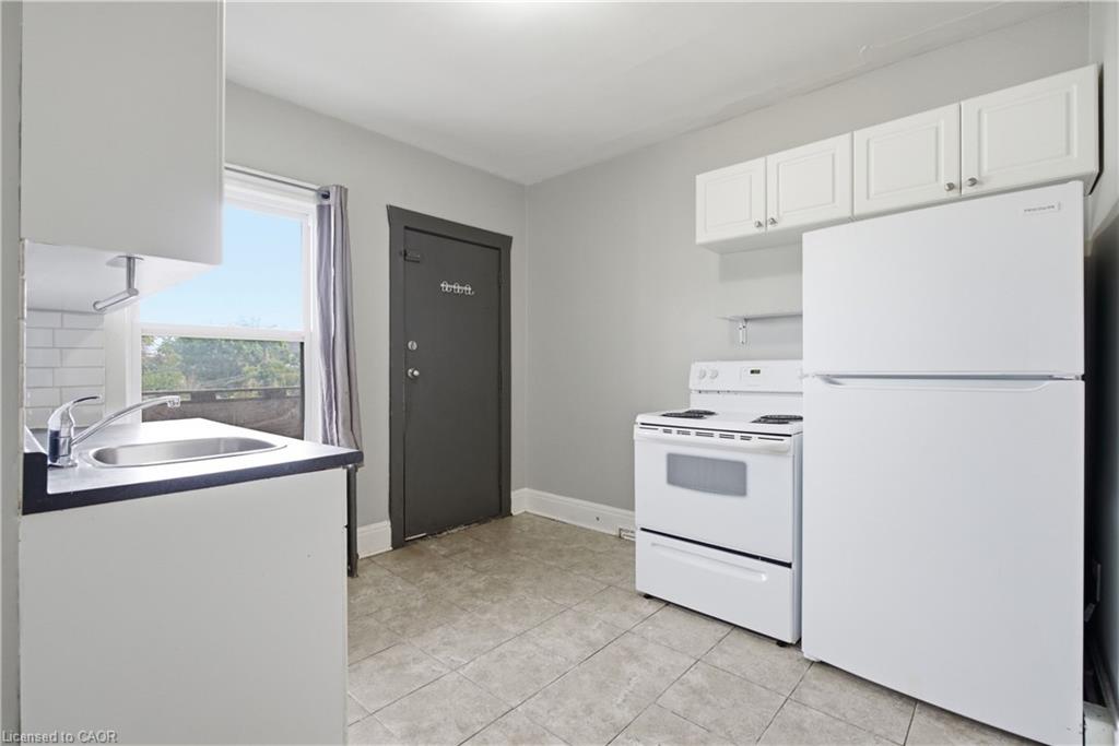 1539-1547 Barton Street E Property Photo 3