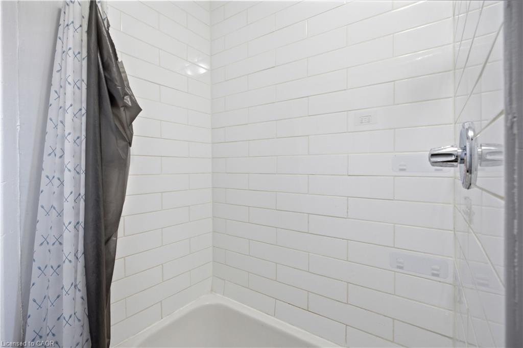 1539-1547 Barton Street E Property Photo 11
