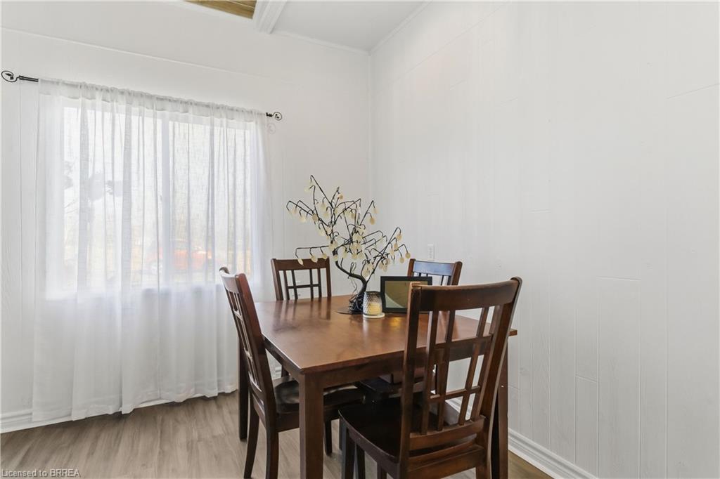 1 Kings Lane Property Photo 10