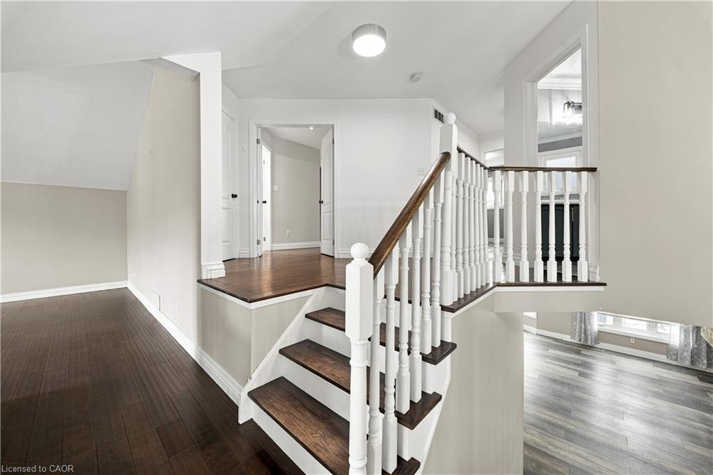96 Laurendale Avenue Property Photo 21