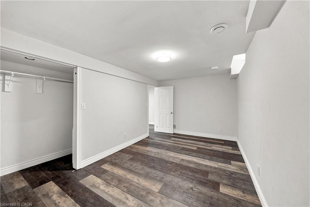 96 Laurendale Avenue Property Photo 37