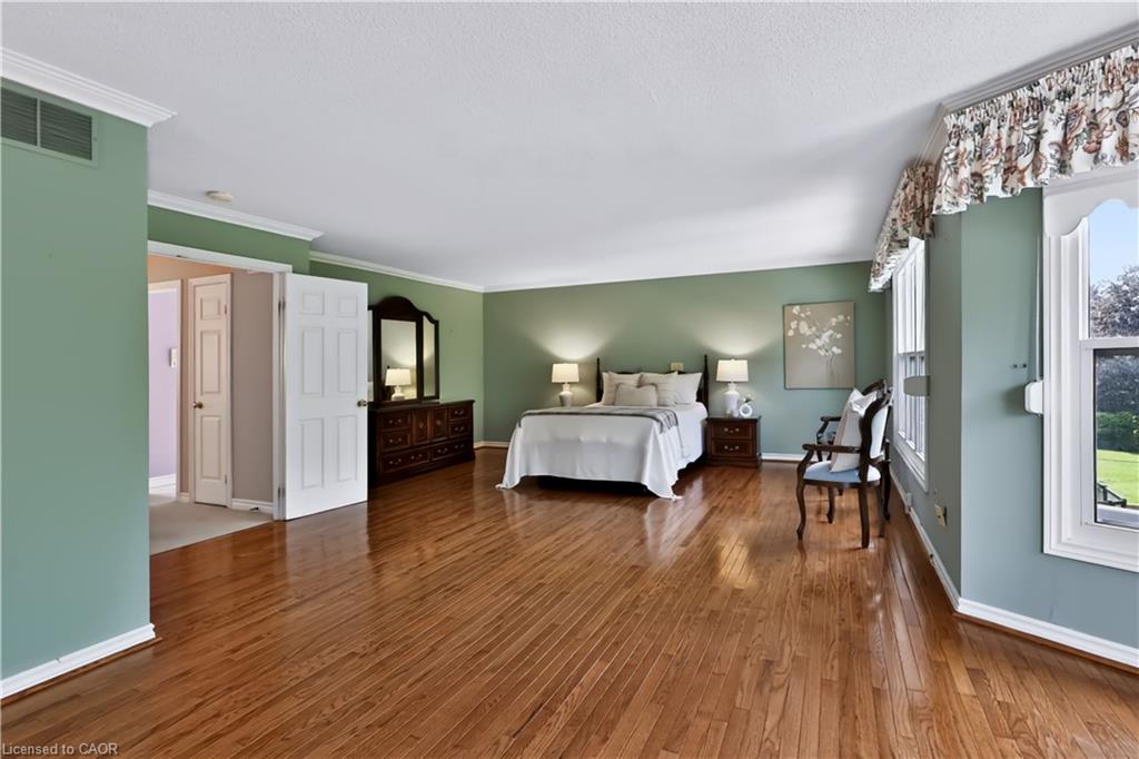 6036 St. Ives Way Property Photo 19