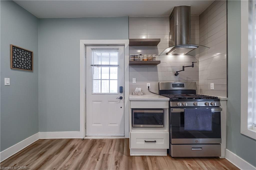 36 Kerr Street Property Photo 12