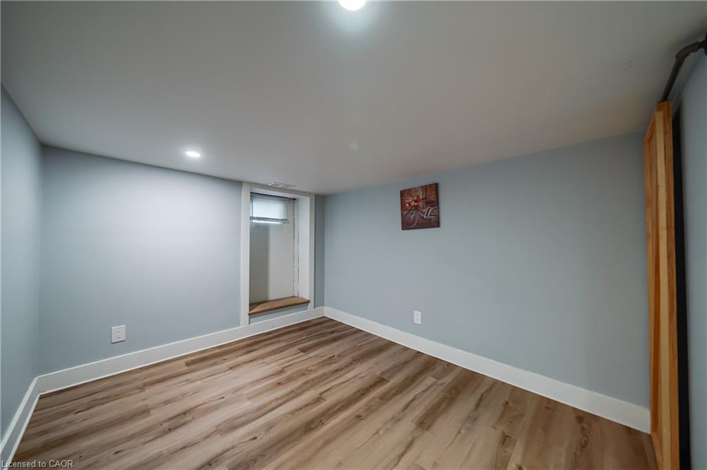 36 Kerr Street Property Photo 30