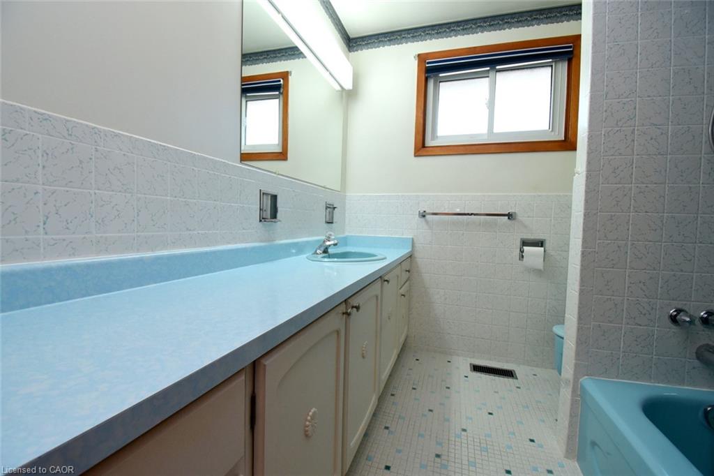 5 Rogers Road Property Photo 19