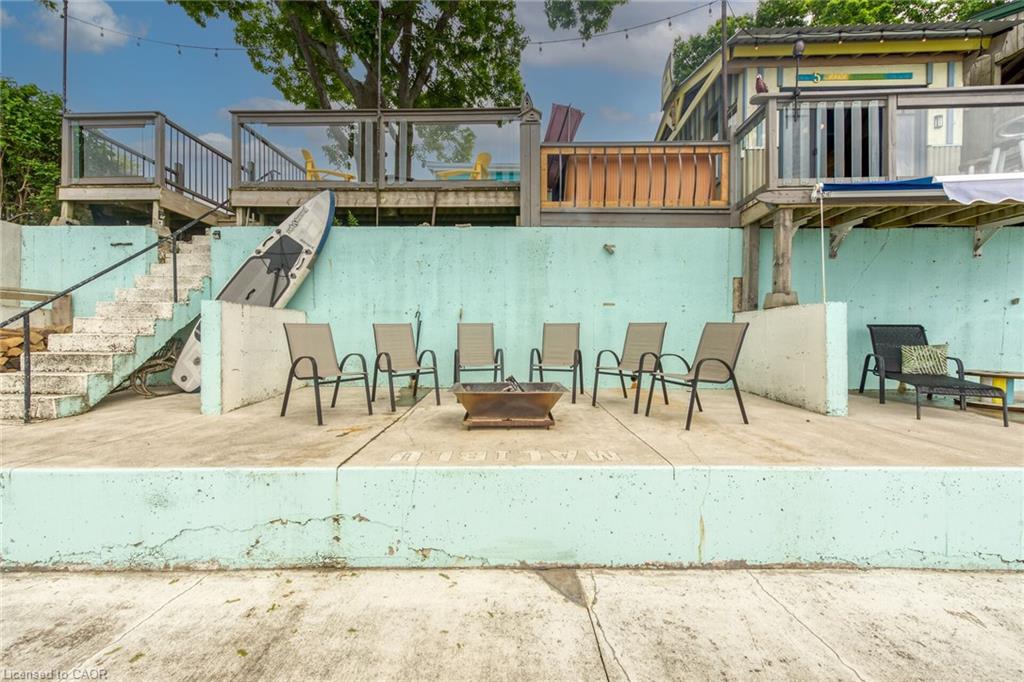 2090 Lakeshore Road Property Photo 34