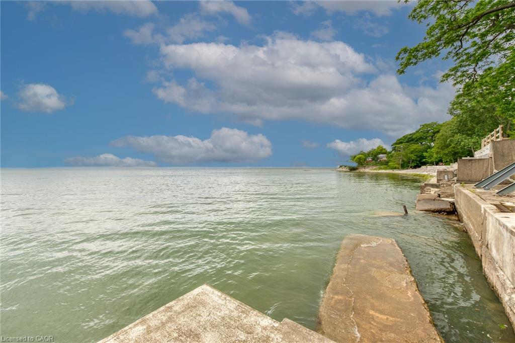 2090 Lakeshore Road Property Photo 37