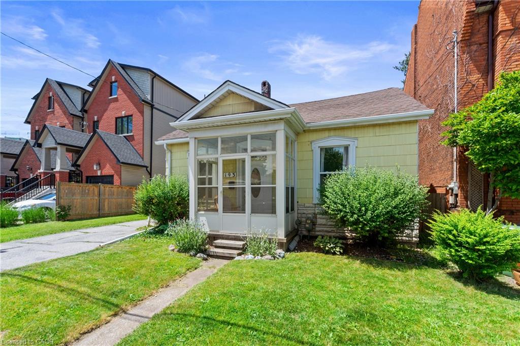 193 Locke Street N Property Photo 2