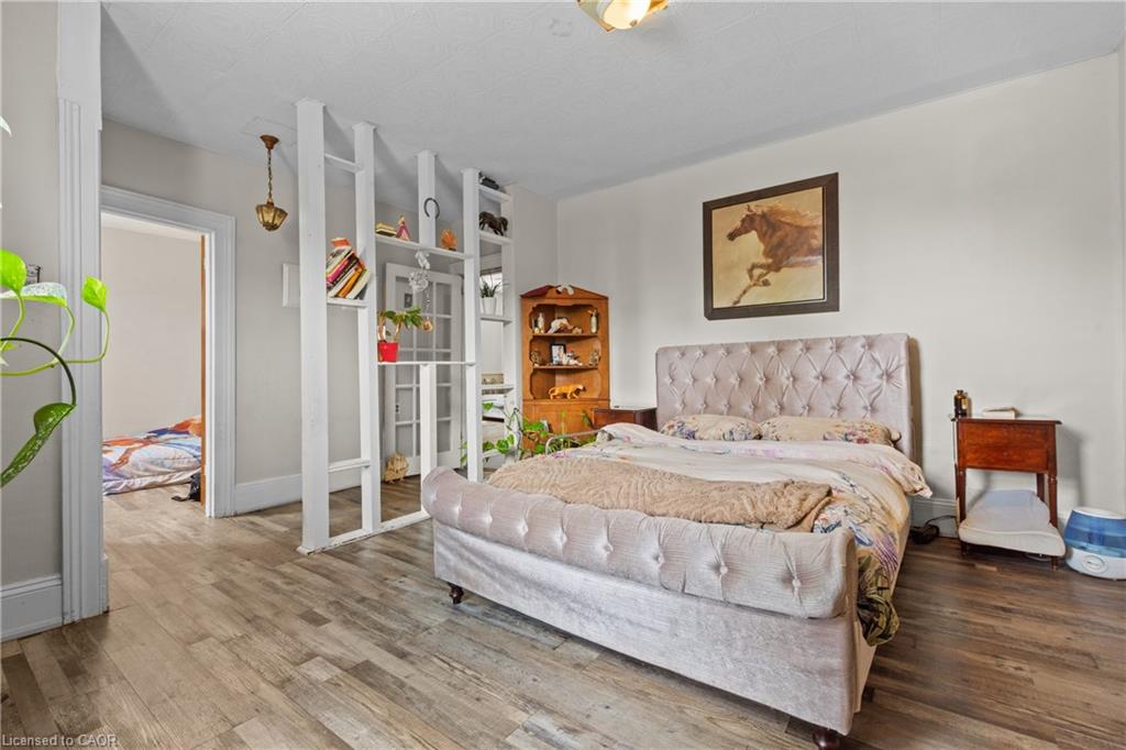 193 Locke Street N Property Photo 14