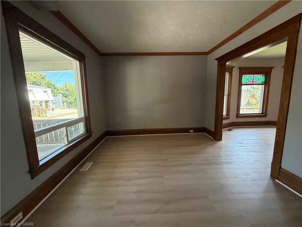 4712 Cookman Crescent Property Photo 3