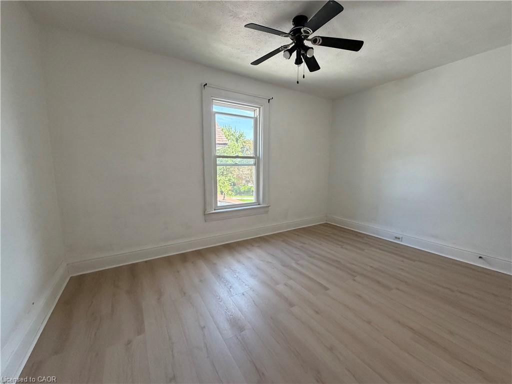 4712 Cookman Crescent Property Photo 11