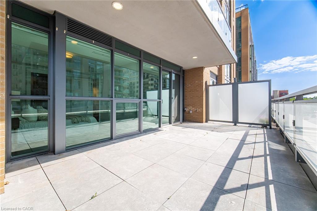 303-2060 Lakeshore Road Property Photo 25