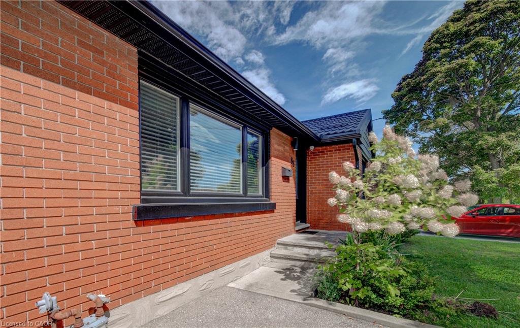 88 Glenview Avenue Property Photo 3