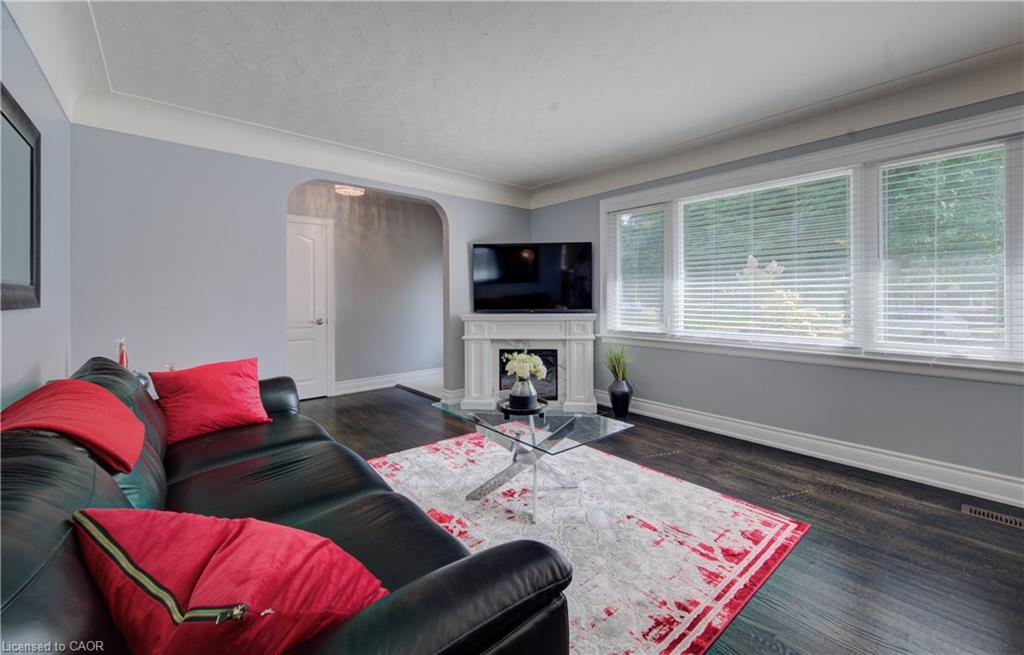 88 Glenview Avenue Property Photo 11