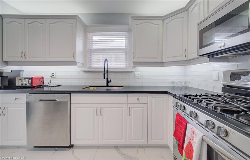 88 Glenview Avenue Property Photo 19