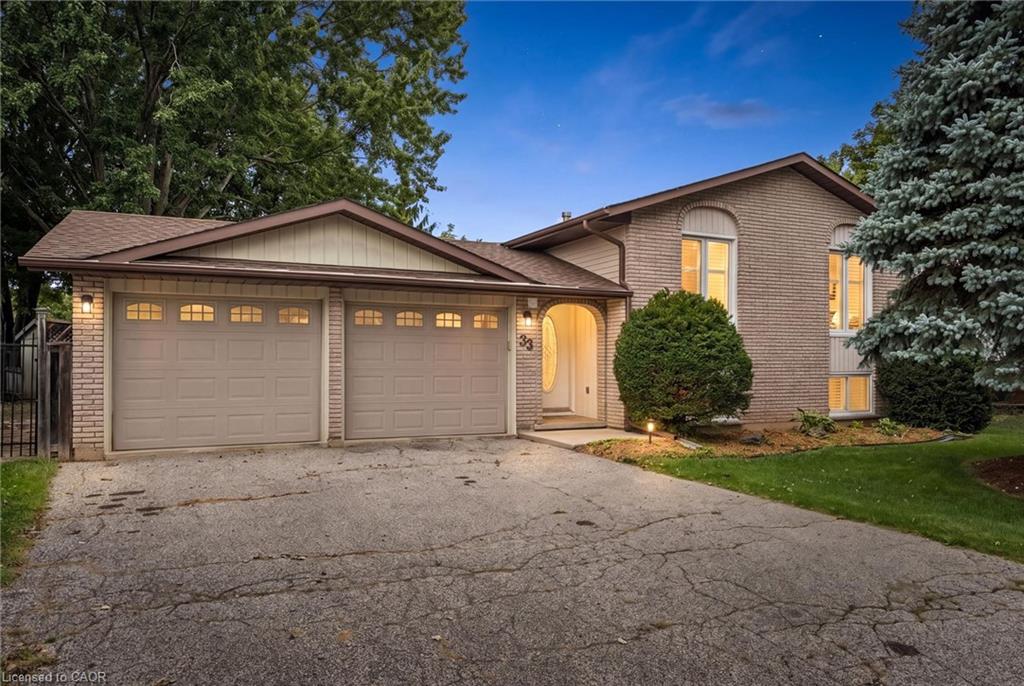33 Maccoll Place Property Photo 1