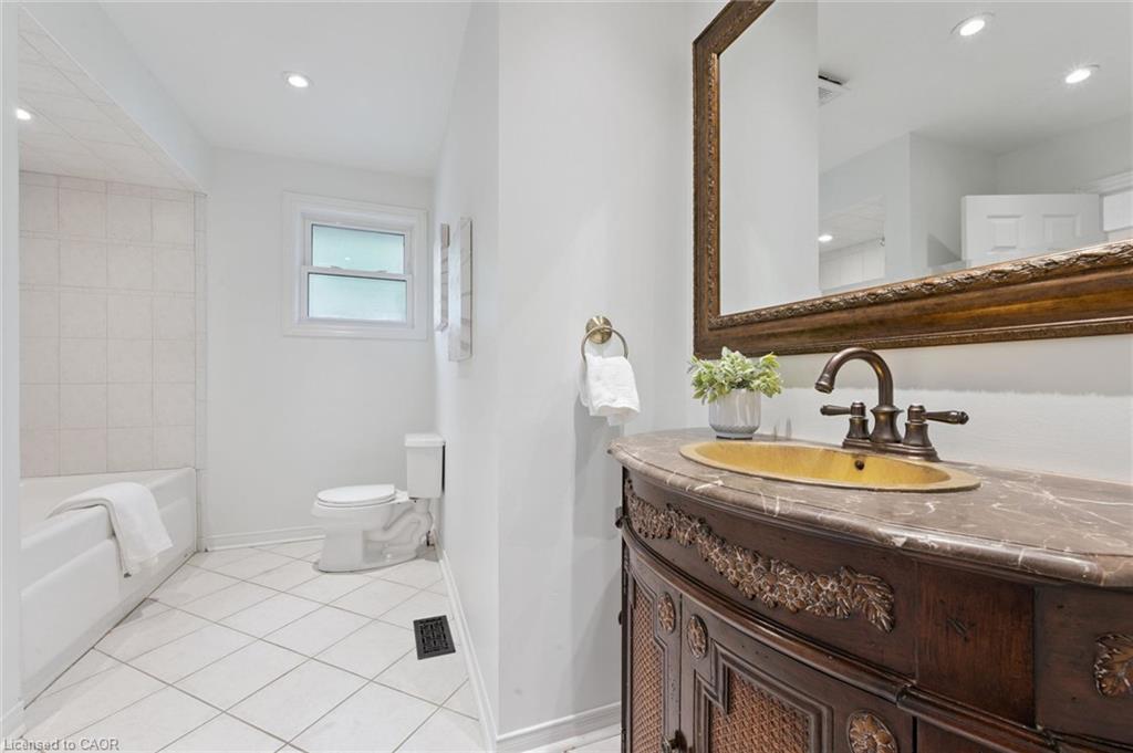 33 Maccoll Place Property Photo 20