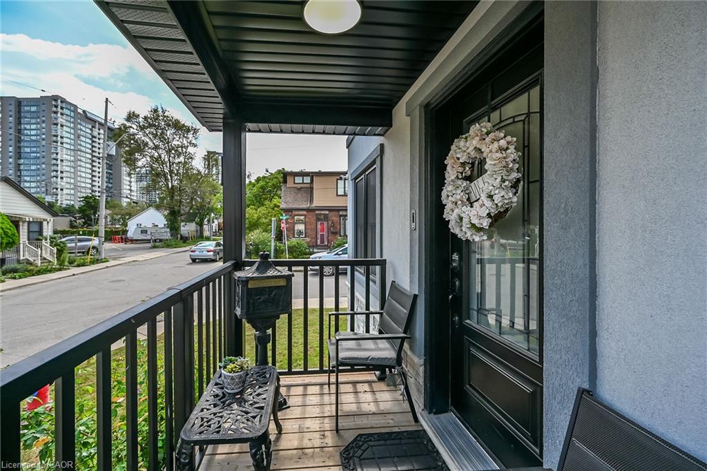 109 Ray Street Property Photo 5
