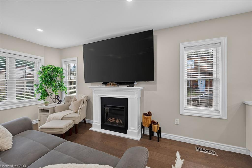 109 Ray Street Property Photo 7