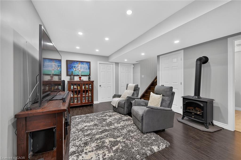 109 Ray Street Property Photo 33