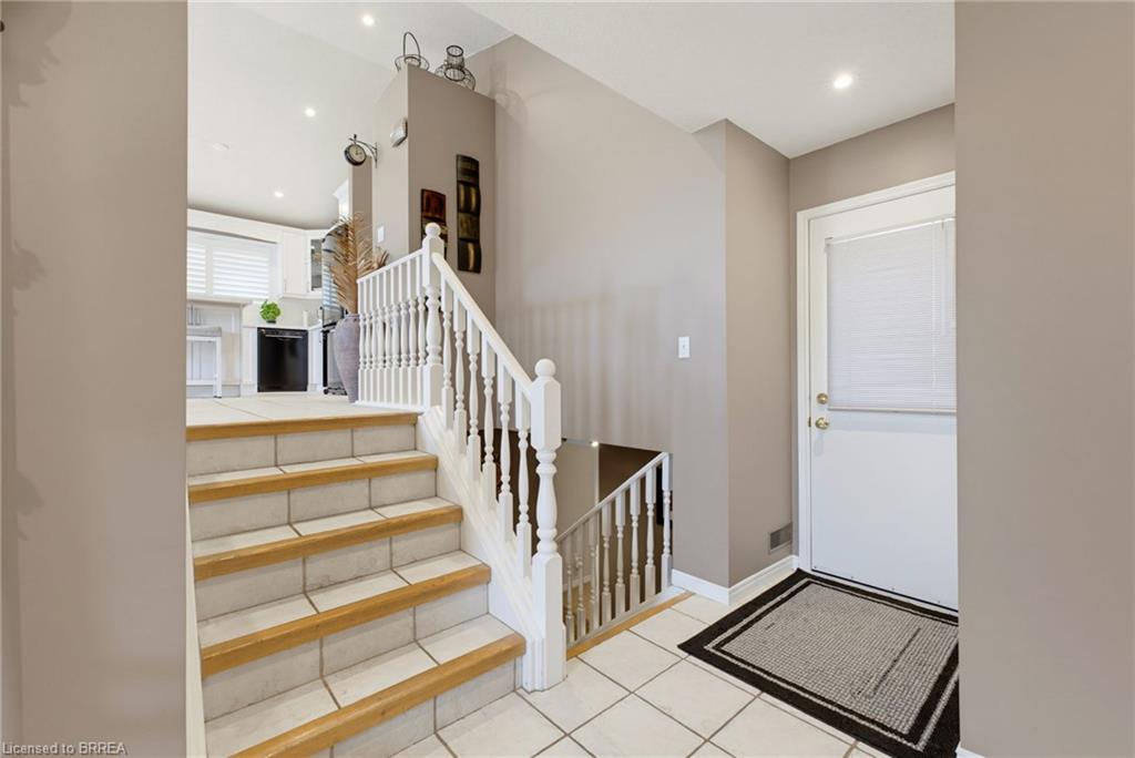 82 Olivetree Road Property Photo 8