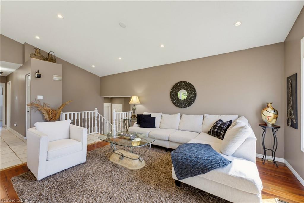 82 Olivetree Road Property Photo 10