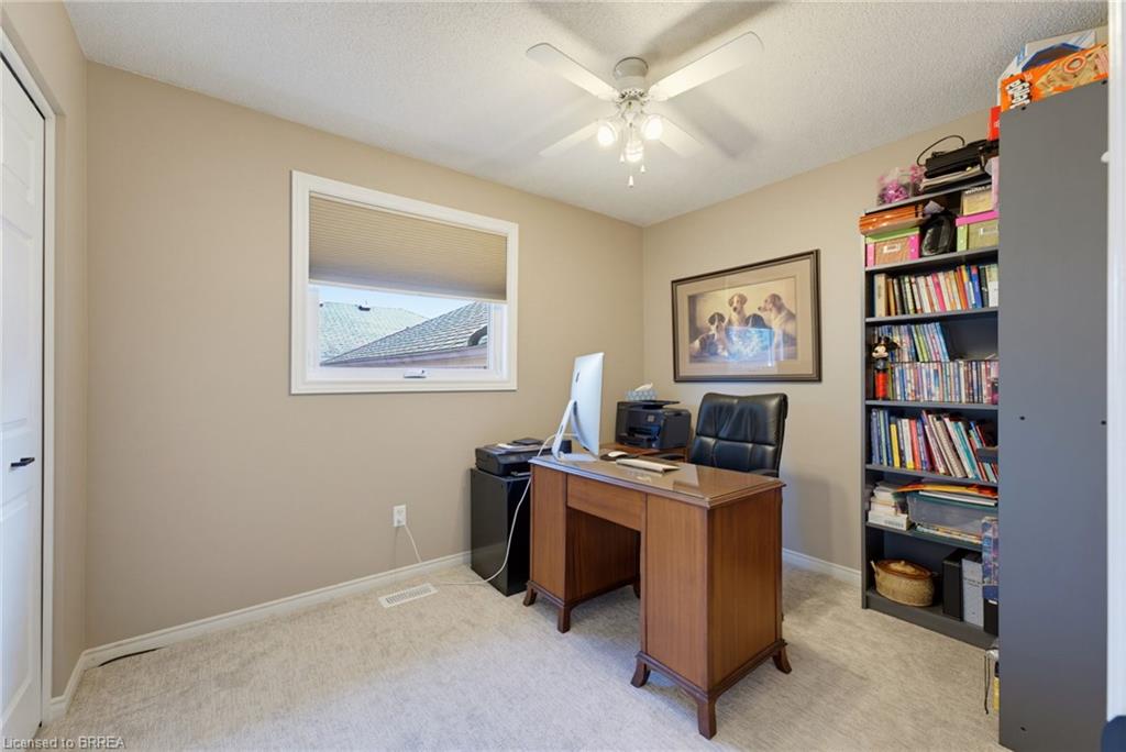 82 Olivetree Road Property Photo 18
