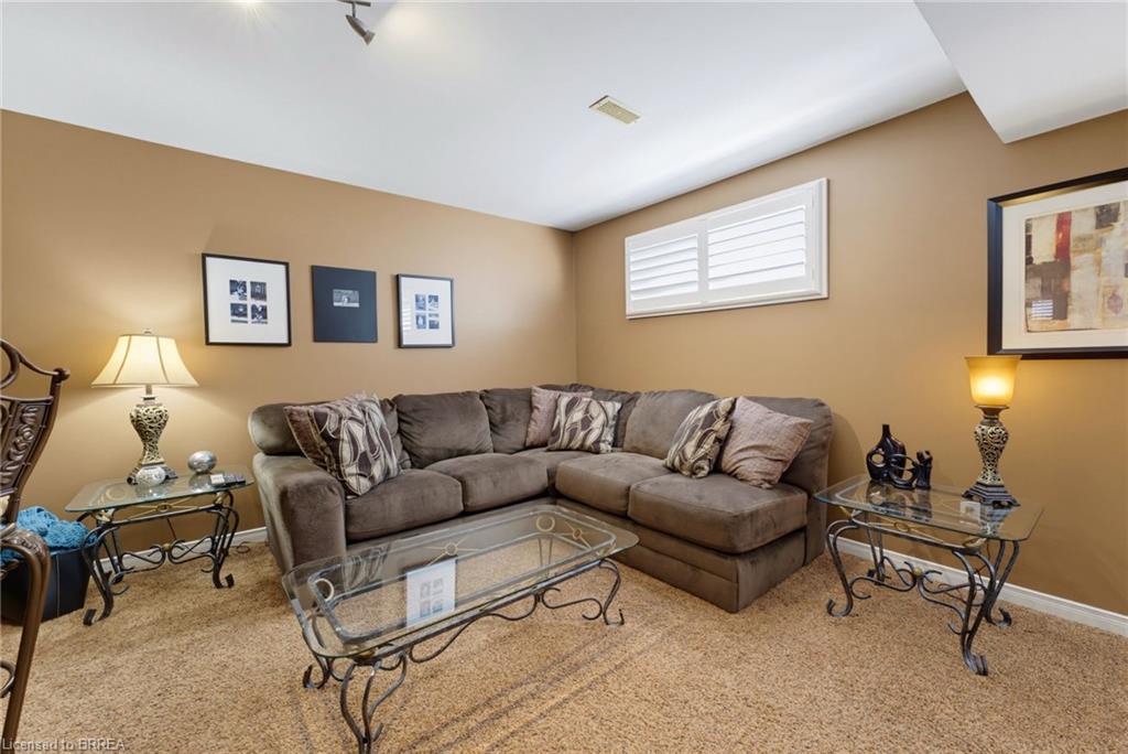 82 Olivetree Road Property Photo 23