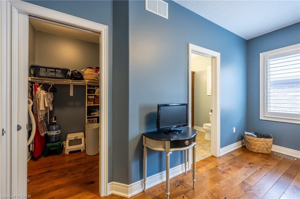 122 Donjon Boulevard Property Photo 19